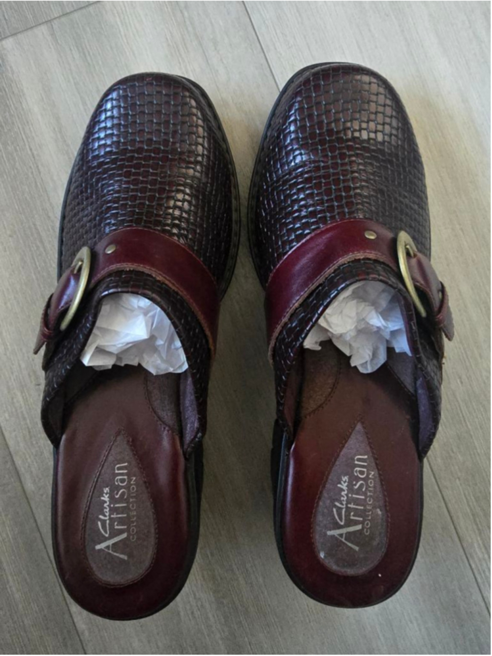 Women's Clarks Artisan Burgundy Woven Leather Mules & Clogs 8.5M - Picture 3 of 7